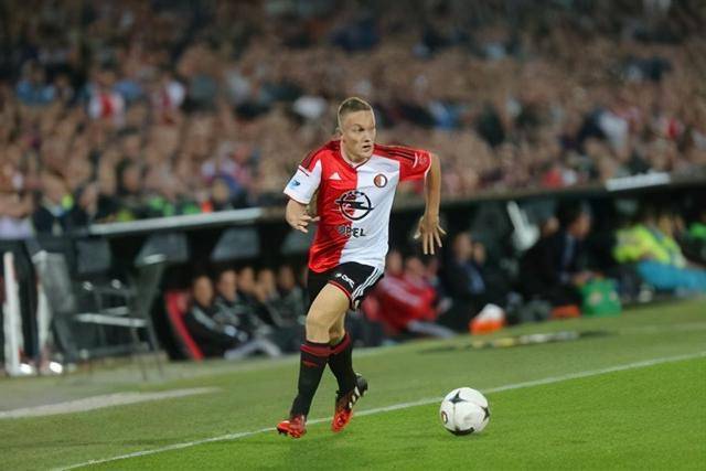 库里文班亚马缺阵克雷空砍27分 勇士不敌马刺